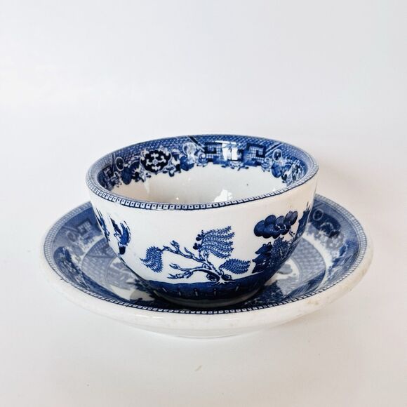 Vintage 40s Buffalo China Blue Willow Coffee Cup & Saucer Restaurant Ware China - Picture 5 of 14